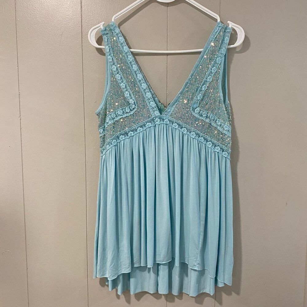 POL Blue Sequin Lace Boho Tank Top Size Small Flowy Embroidered Festival Style